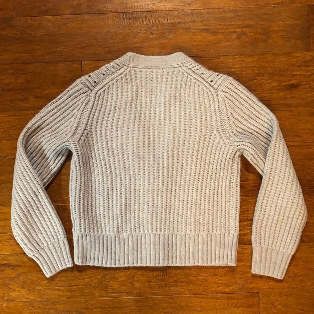 GAP Gray Cardigan Sweater Size Small NWT - Picture 3 of 6